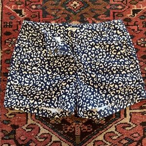 Vineyard Vines Navy and White Shorts